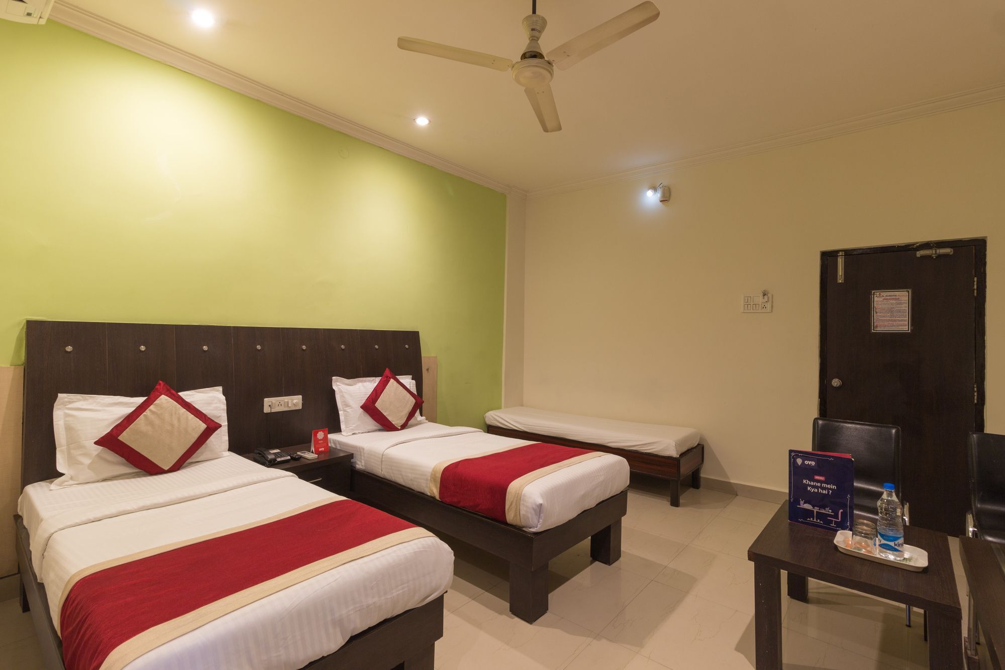 FabExpress Alekhya Residency Hotel Hyderabad Bagian luar foto