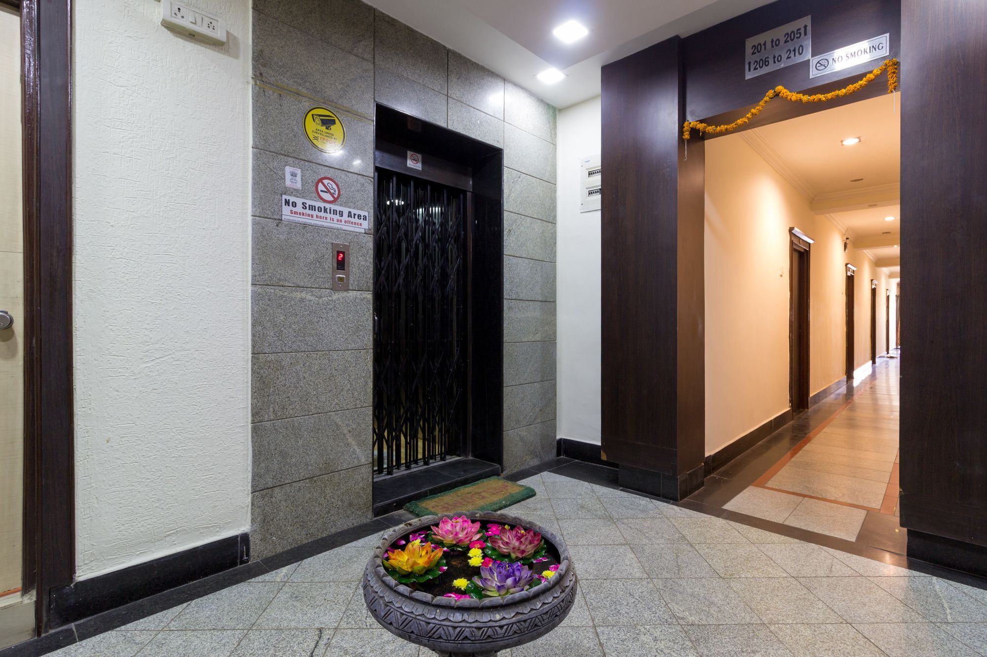 FabExpress Alekhya Residency Hotel Hyderabad Bagian luar foto
